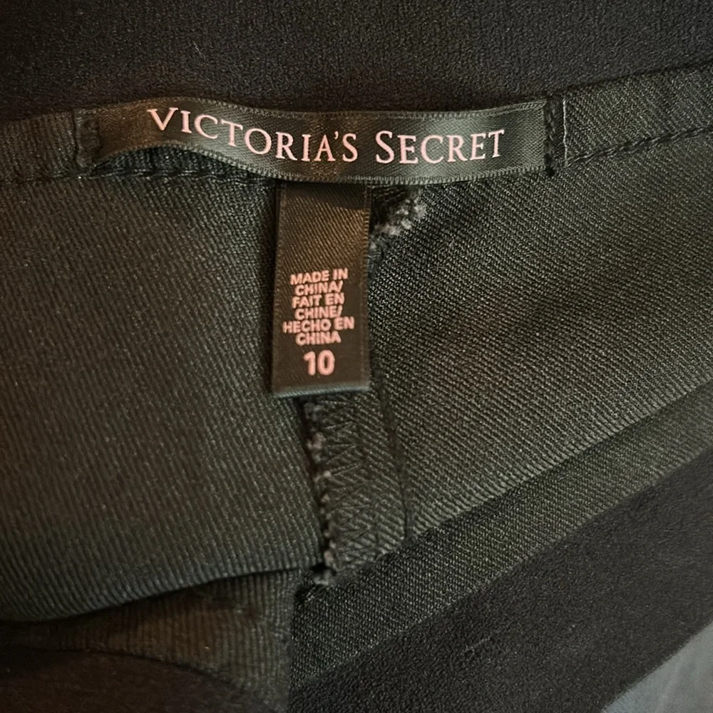 Victoria's Secret Faux leather Navy blue pants sz: 10 Cotton 62% 36% Polyester